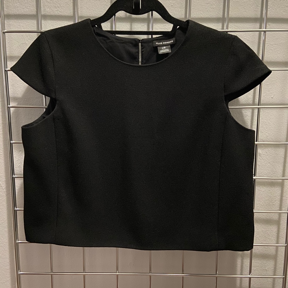 Club Monaco Black Cap Sleeve Crop Top